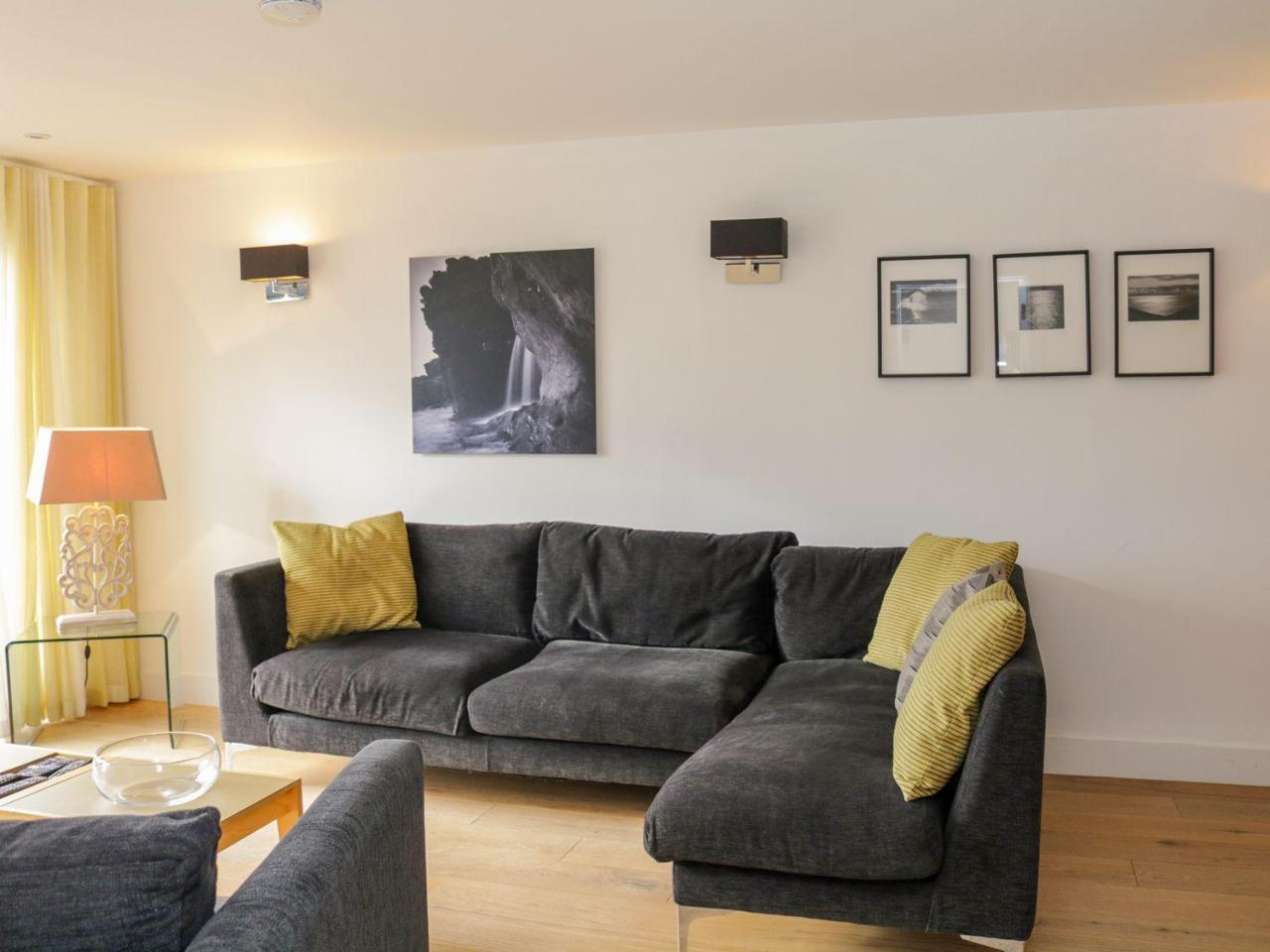 Gara Rock - Garden Apartment 7, Salcombe Bagian luar foto