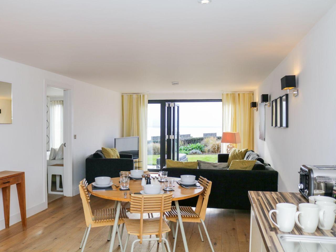 Gara Rock - Garden Apartment 7, Salcombe Bagian luar foto