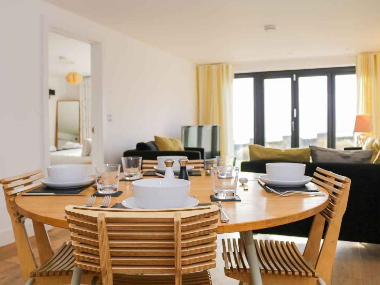 Gara Rock - Garden Apartment 7, Salcombe Bagian luar foto